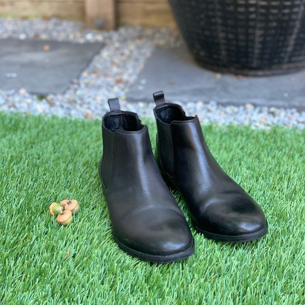 Black Booties